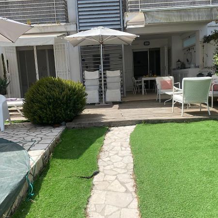 Willa Fregene House - Jacuzzi & Garden Fregenae Zewnętrze zdjęcie